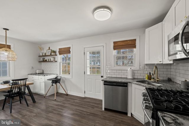 1011 ELMWOOD AVE, Blackwood, NJ 08012