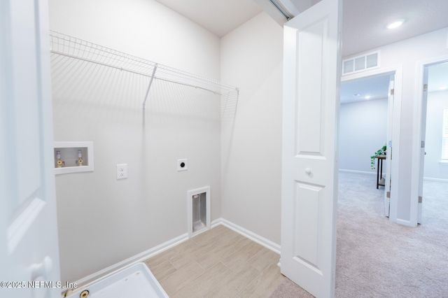 5268 SAWMILL POINT Way 8, Jacksonville, FL 32210