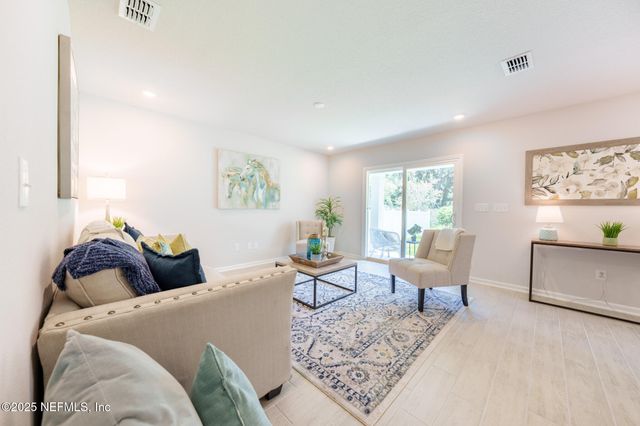 5268 SAWMILL POINT Way 8, Jacksonville, FL 32210