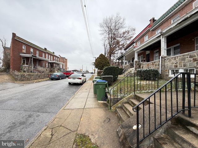 3233 PHELPS LN, Baltimore, MD 21229