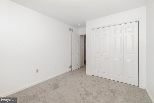 15 KEEFER WAY, Mechanicsburg, PA 17055