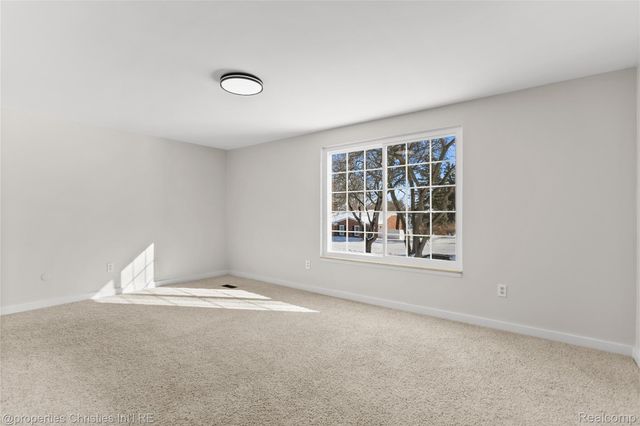 3715 Ledge Drive, Troy, MI 48084