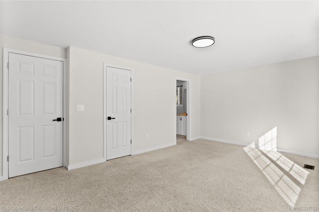 3715 Ledge Drive, Troy, MI 48084