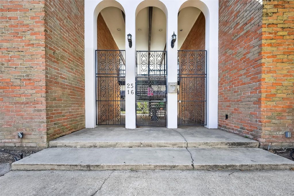 2516 Commonwealth Street 203, Houston, TX 77006