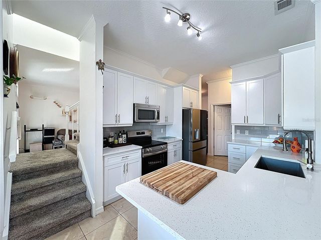 3182 ZAHARIAS DRIVE, Orlando, FL 32837