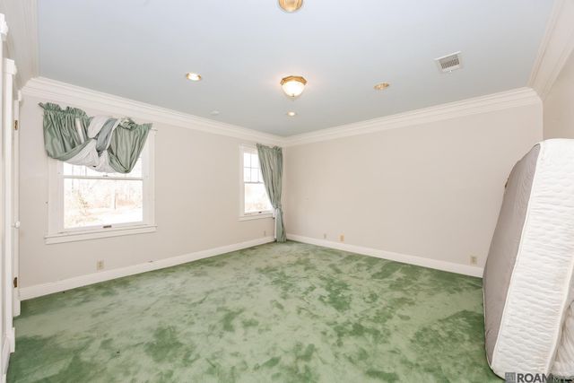 23045 Walker South Rd, Denham Springs, LA 70726