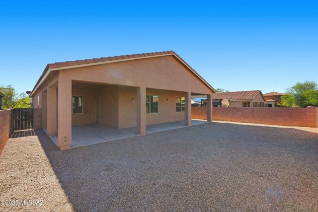 1021 E Lumber Jack Trail, Sahuarita, AZ 85629