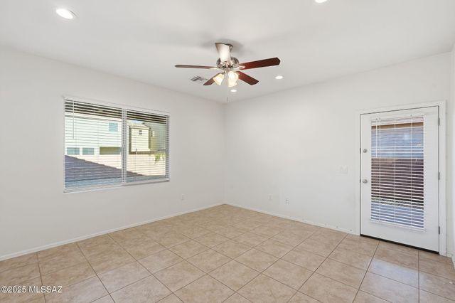 1021 E Lumber Jack Trail, Sahuarita, AZ 85629