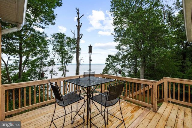 1753 NORTH INDEPENDENCE DRIVE, Montross, VA 22520