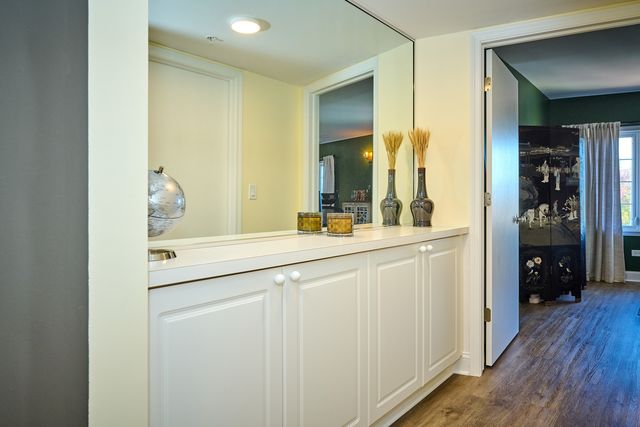 740 Creekside Drive 510, Mount Prospect, IL 60056