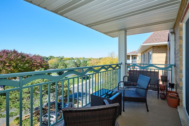 740 Creekside Drive 510, Mount Prospect, IL 60056