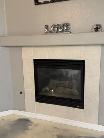 5626 W Carmen Avenue, Fresno, CA 93722