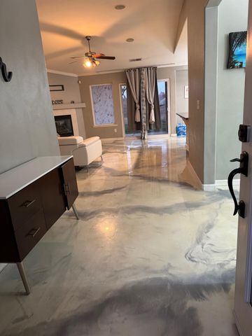 5626 W Carmen Avenue, Fresno, CA 93722