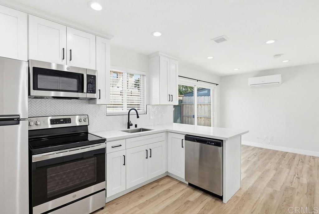 Image 38 of property listing at 1451 Louden Lane, Imperial Beach, CA 91932