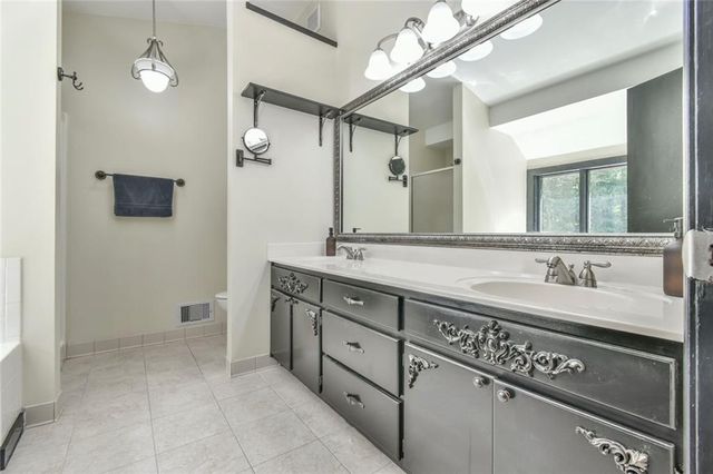 3829 Lamplighter Circle, Duluth, GA 30096