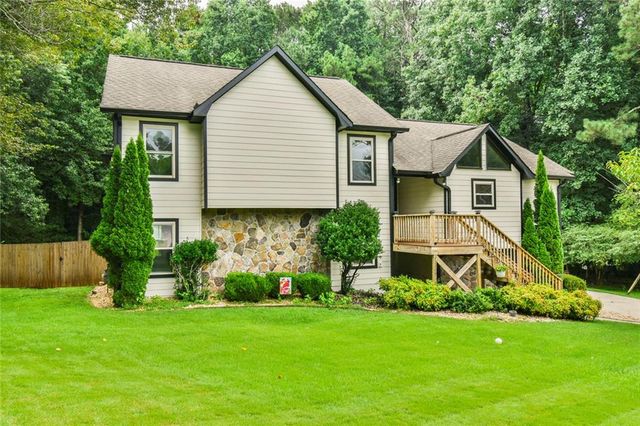 3829 Lamplighter Circle, Duluth, GA 30096