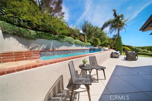 1961 San Remo Drive, Laguna Beach, CA 92651