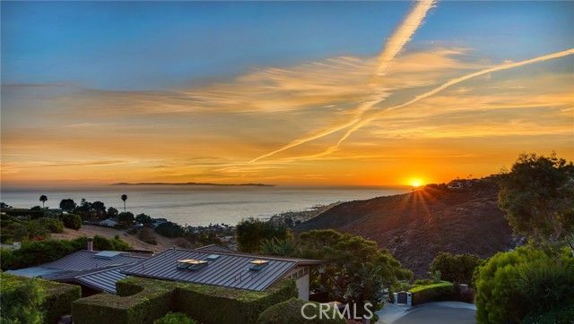 1961 San Remo Drive, Laguna Beach, CA 92651