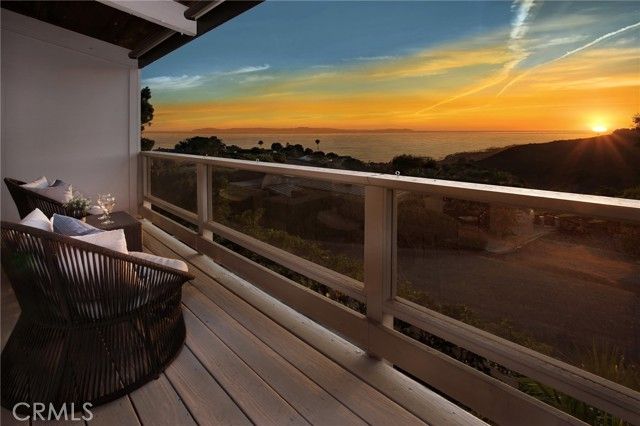 1961 San Remo Drive, Laguna Beach, CA 92651