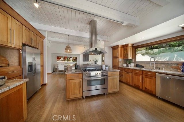 1961 San Remo Drive, Laguna Beach, CA 92651