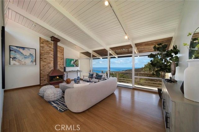 1961 San Remo Drive, Laguna Beach, CA 92651