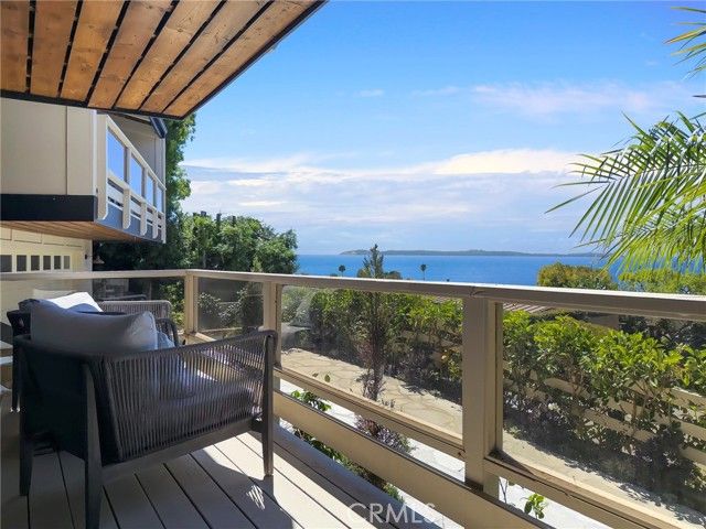 1961 San Remo Drive, Laguna Beach, CA 92651