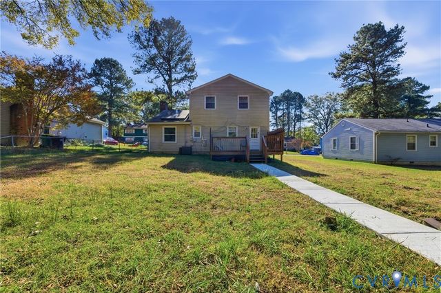 3401 Sussex Dr, Hopewell, VA 23860