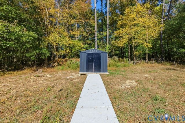 3401 Sussex Dr, Hopewell, VA 23860