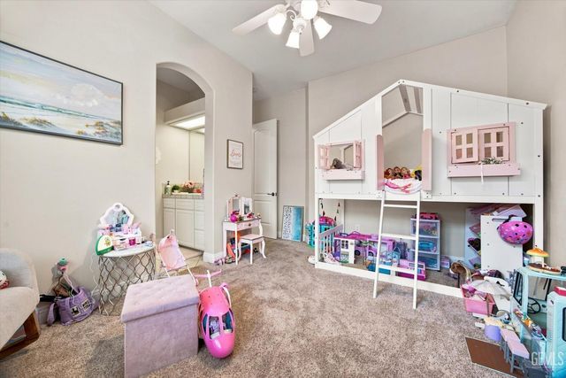 2206 Ribble Valley Drive, Bakersfield, CA 93311