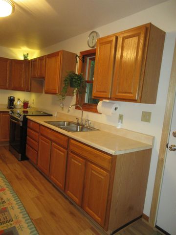 90 Wilsons Woods Road, Brattleboro, VT 05301
