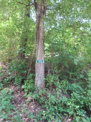 90 Wilsons Woods Road, Brattleboro, VT 05301