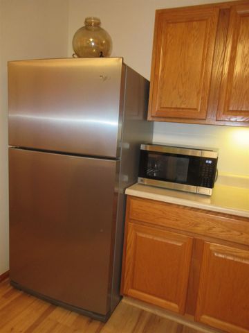 90 Wilsons Woods Road, Brattleboro, VT 05301