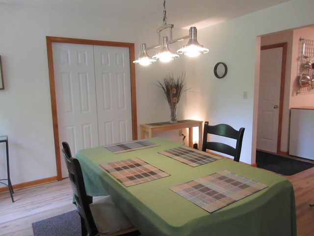 90 Wilsons Woods Road, Brattleboro, VT 05301