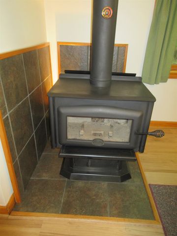90 Wilsons Woods Road, Brattleboro, VT 05301
