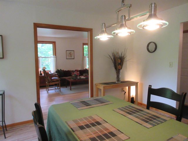 90 Wilsons Woods Road, Brattleboro, VT 05301