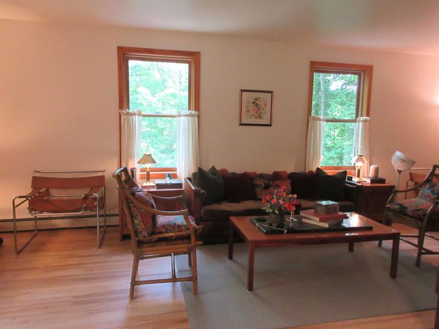 90 Wilsons Woods Road, Brattleboro, VT 05301