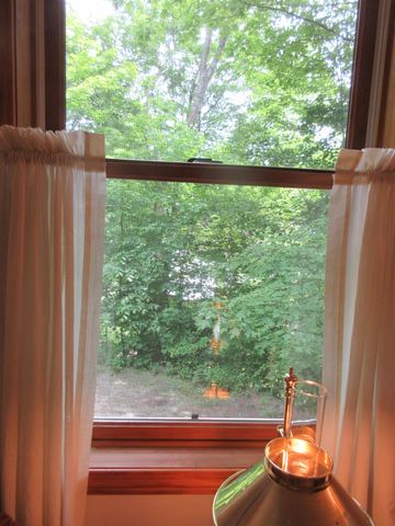 90 Wilsons Woods Road, Brattleboro, VT 05301