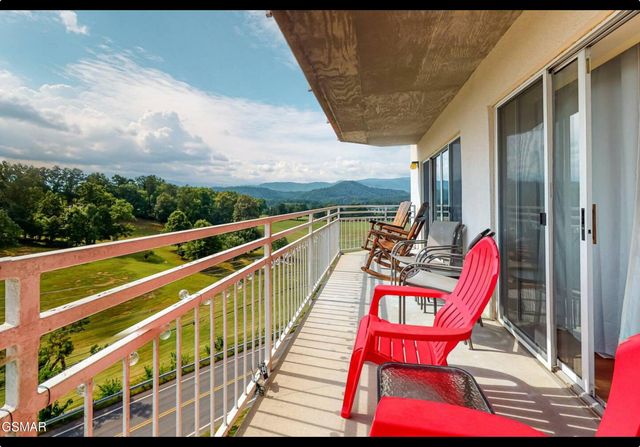 503 Dollywood Lane, Pigeon Forge, TN 37863