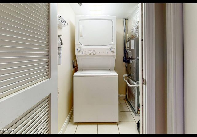 503 Dollywood Lane, Pigeon Forge, TN 37863