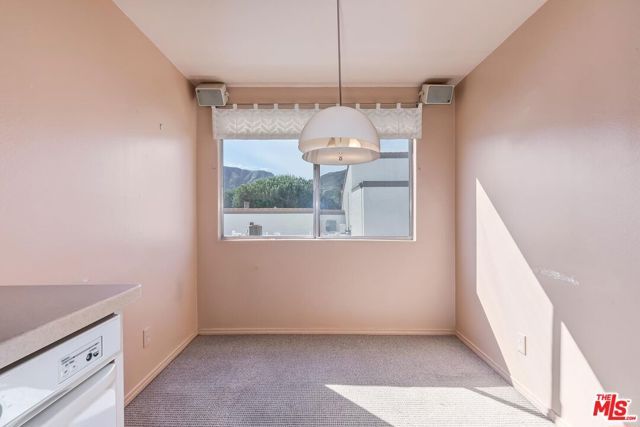 1726 Palisades Drive, Pacific Palisades (los Angeles), CA 90272