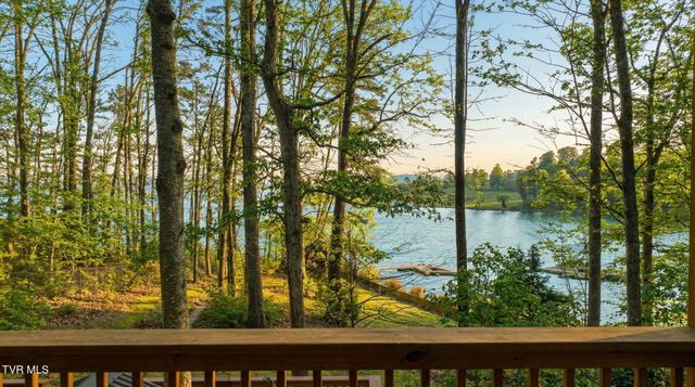 1804 Cherokee Drive, Bean Station, TN 37708