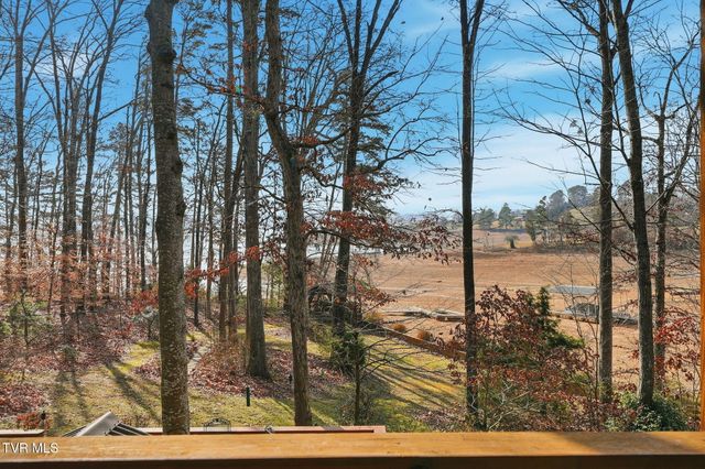 1804 Cherokee Drive, Bean Station, TN 37708