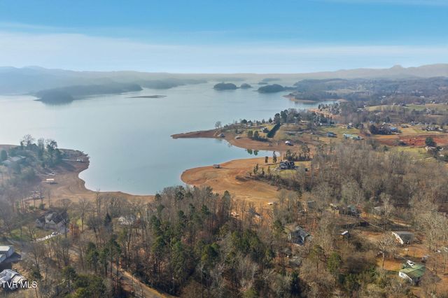 1804 Cherokee Drive, Bean Station, TN 37708