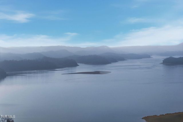 1804 Cherokee Drive, Bean Station, TN 37708