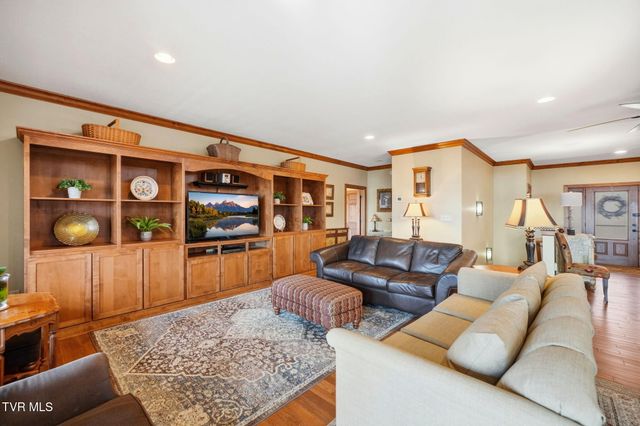 1804 Cherokee Drive, Bean Station, TN 37708