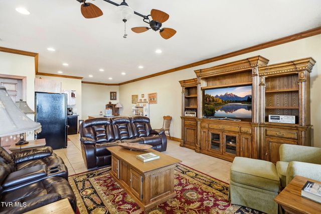 1804 Cherokee Drive, Bean Station, TN 37708