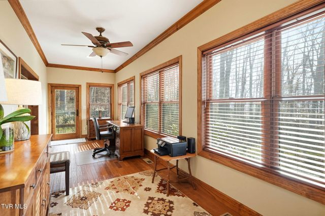 1804 Cherokee Drive, Bean Station, TN 37708