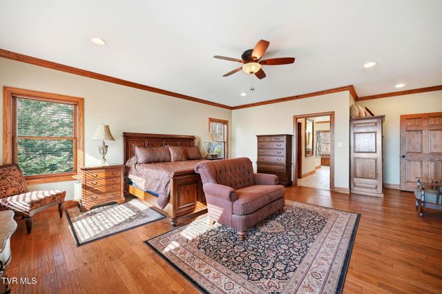 1804 Cherokee Drive, Bean Station, TN 37708