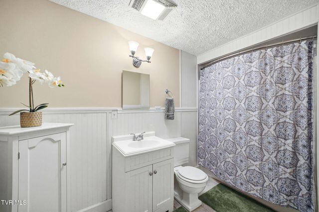 1804 Cherokee Drive, Bean Station, TN 37708