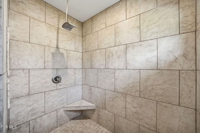 1804 Cherokee Drive, Bean Station, TN 37708